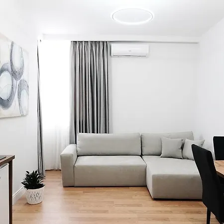102 Cirk
